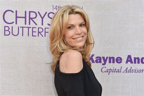 ‘I shouldn’t have’: At 60, Vanna White reflects on her 1987。